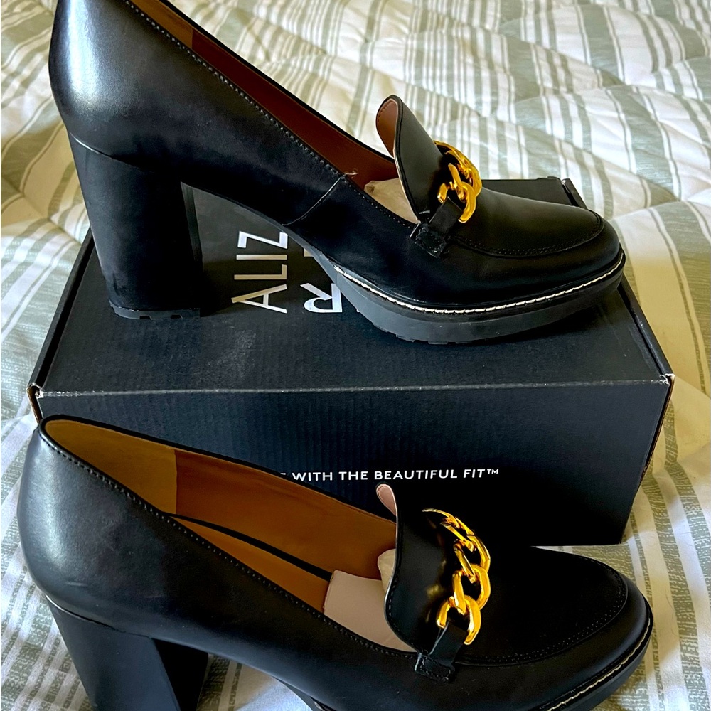 Naturalizer: Women's Callie-Moc Loafer Pumps, Black 11 Wide